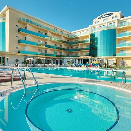 Hotel Valverde & Residenza Чезенатико Екстериор снимка