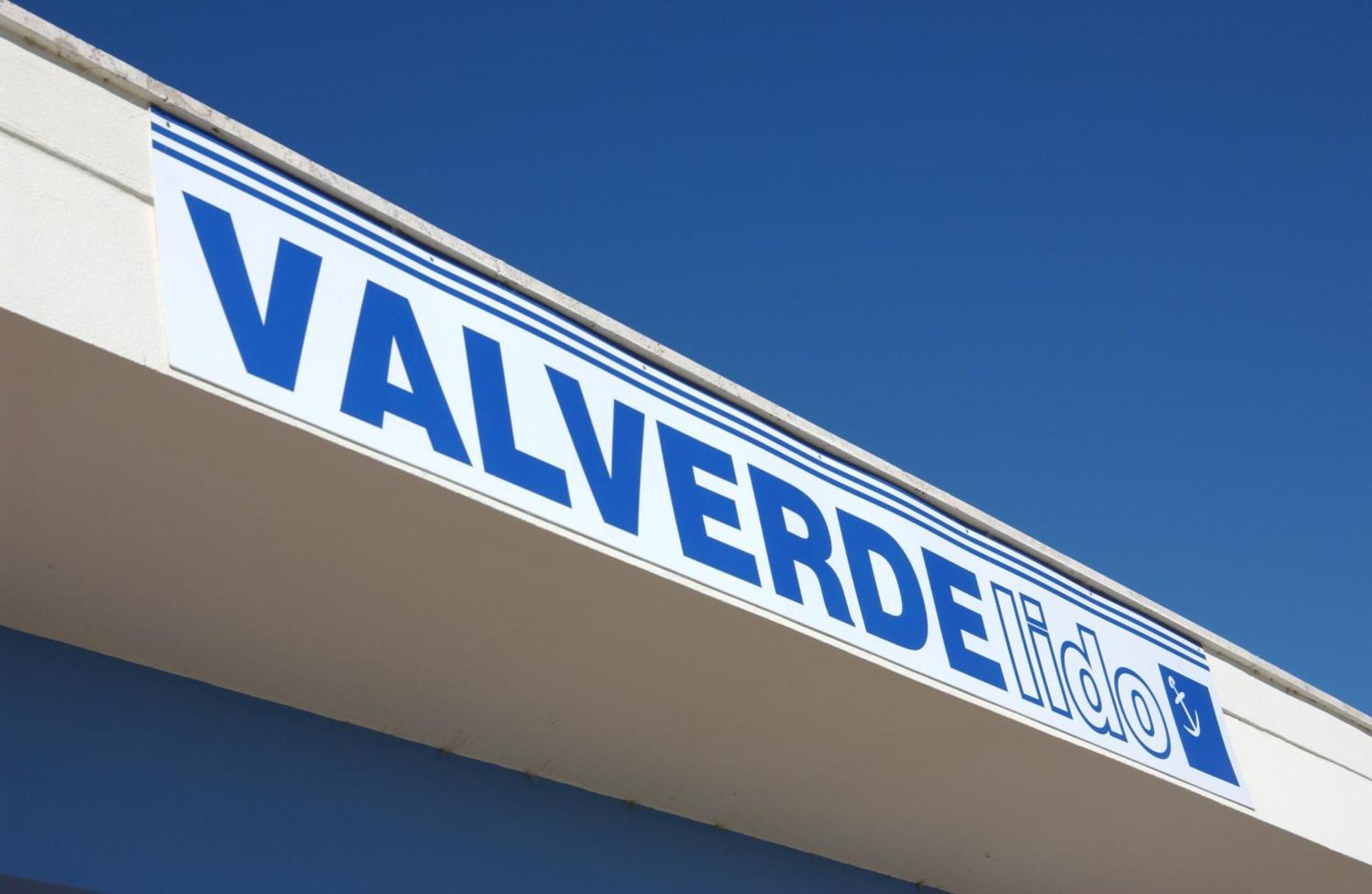 Hotel Valverde & Residenza Чезенатико Екстериор снимка