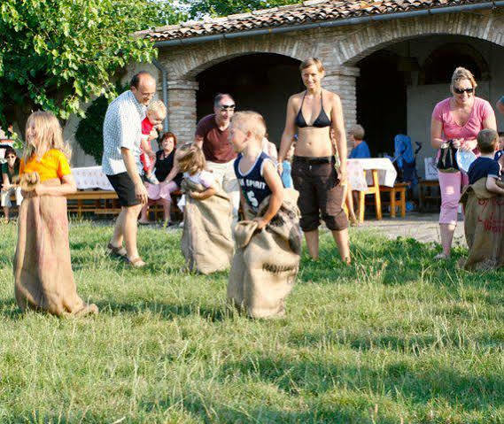 Hotel Valverde & Residenza Чезенатико Екстериор снимка
